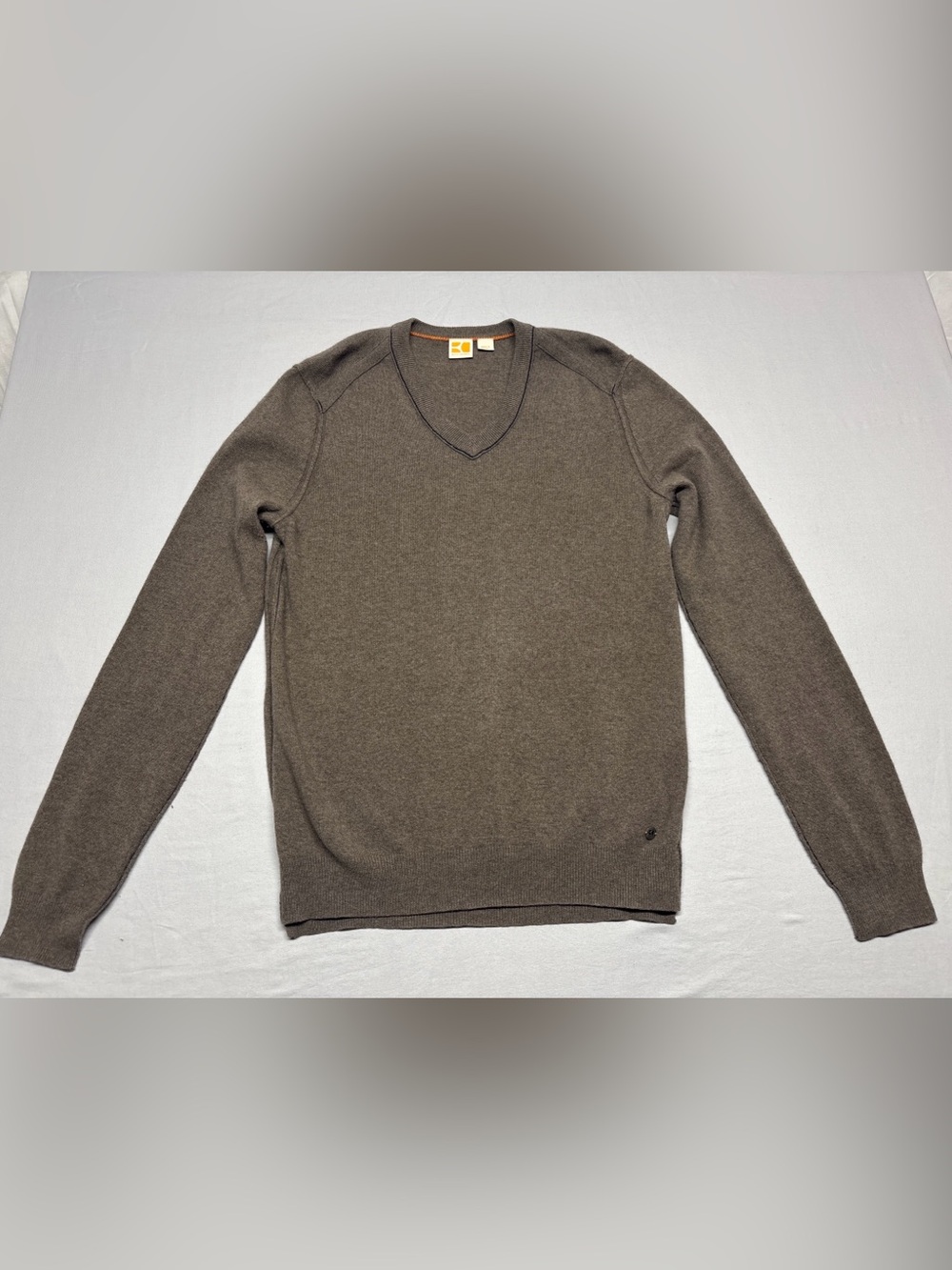 Hugo Boss Men's V-Neck Sweater Brown